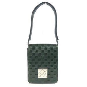 LOUIS VUITTON M92128 Damier-Vernis club Flap shoulder bag